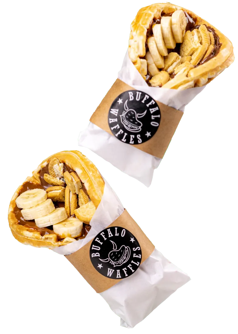 Dos waffles King Kong envueltos con el sello Buffalo Waffles